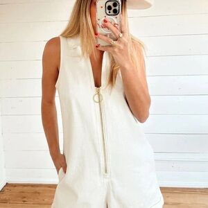 Show Me Your Mumu Reno Romper white Denim Size Medium Fall Y2K Chic Classic